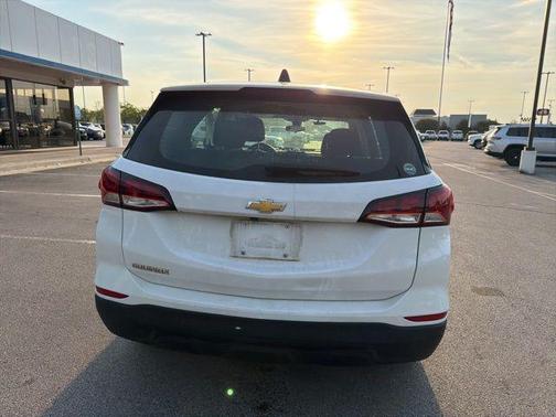 Summit White 2024 Chevrolet Equinox LS