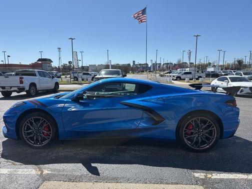 Riptide Blue Metallic 2026 Chevrolet Corvette Stingray w/2LT