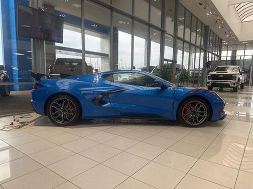 Riptide Blue Metallic 2026 Chevrolet Corvette Stingray w/2LT