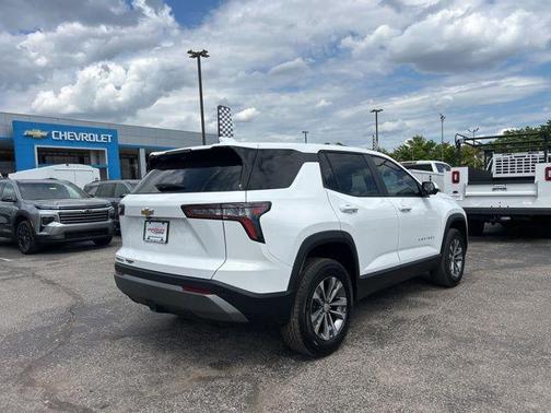 Summit White 2026 Chevrolet Equinox 1LT