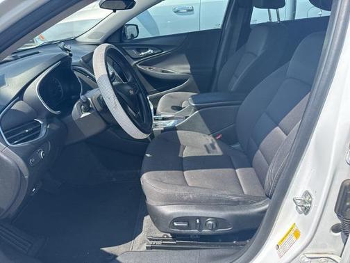 2020 Chevrolet Malibu FWD LT