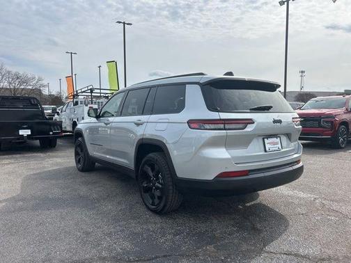 2023 Jeep Grand Cherokee L Altitude