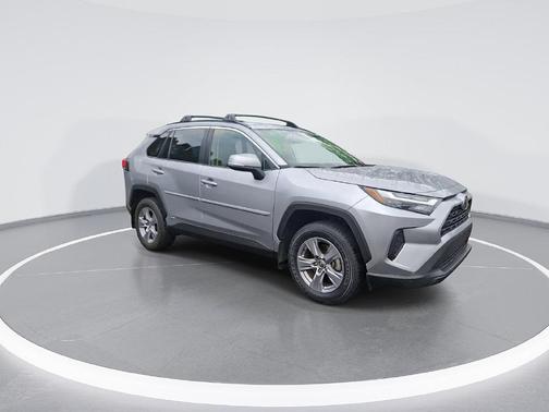 Silver Sky Metallic 2025 Toyota RAV4 Hybrid XLE