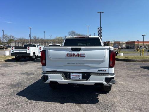 2022 GMC Sierra 1500 AT4