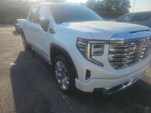 2025 GMC Sierra 1500 Denali