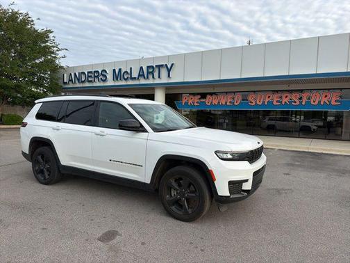 Bright White Clearcoat 2023 Jeep Grand Cherokee L Altitude