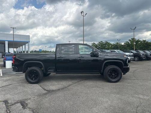 Black 2026 Chevrolet Silverado 2500 Crew Cab, Standard Bed, XR2, 4WD