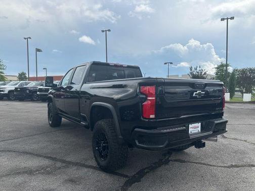 Black 2026 Chevrolet Silverado 2500 Crew Cab, Standard Bed, XR2, 4WD