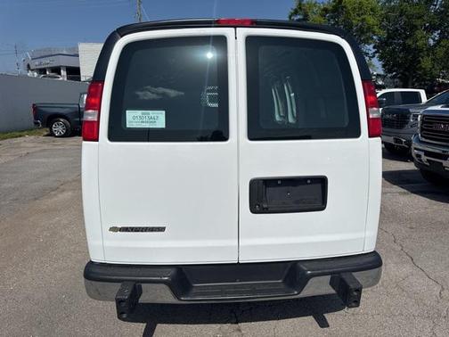 2023 Chevrolet Express 2500 RWD 2500 Regular Wheelbase WT