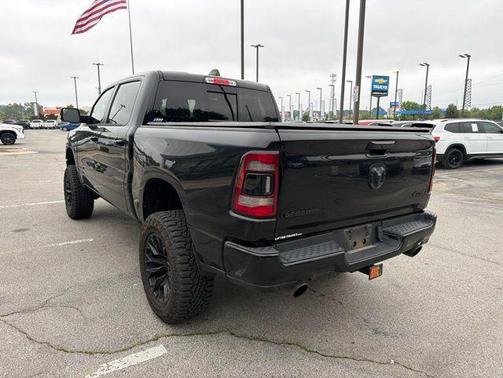 Diamond Black Crystal Pearlcoat 2023 RAM 1500 Laramie