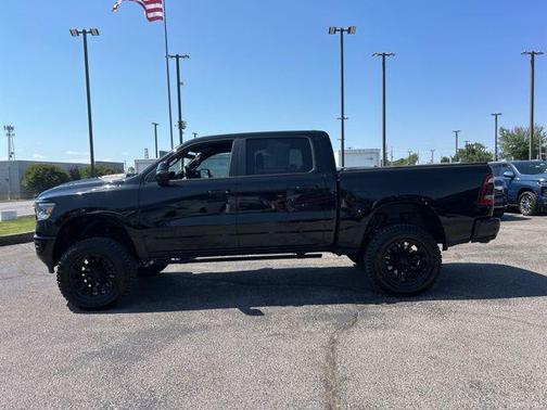 Diamond Black Crystal Pearlcoat 2023 RAM 1500 Laramie