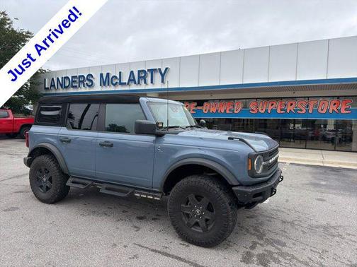AZURE GRAY MET TRI-COAT 2023 Ford Bronco Black Diamond