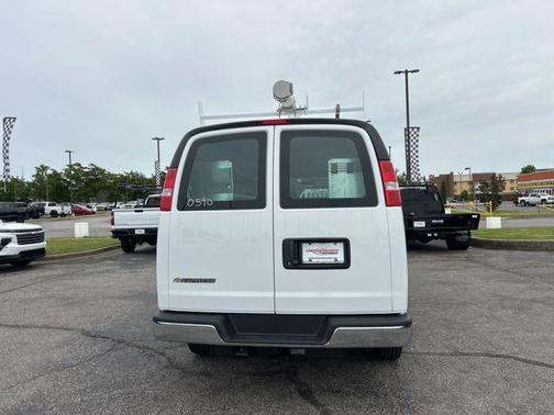 Summit White 2026 Chevrolet Express 2500 Work Van