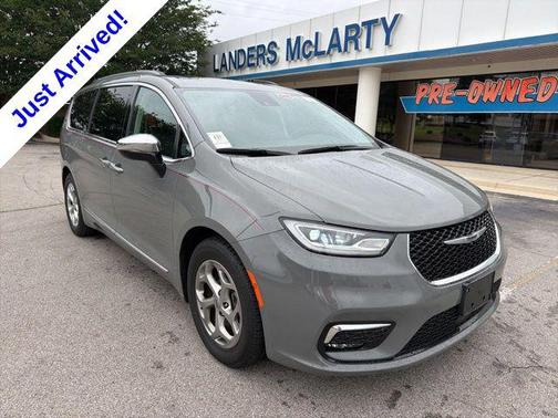 Ceramic Gray Clearcoat 2023 Chrysler Pacifica Limited