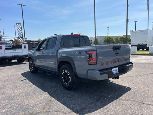 Boulder Gray Pearl 2023 Nissan Frontier PRO-X