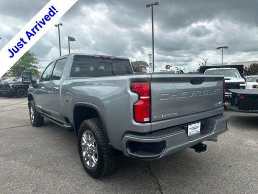 Sterling Gray Metallic 2026 Chevrolet Silverado 2500 High Country