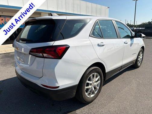 Summit White 2023 Chevrolet Equinox LS