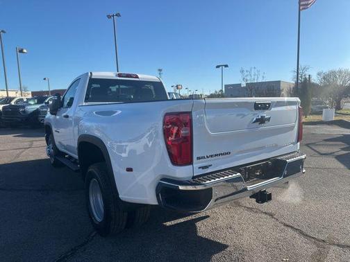 2026 Chevrolet Silverado 3500 WT