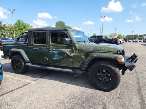 2021 Jeep Gladiator Sport