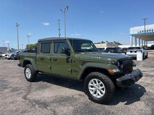 2021 Jeep Gladiator Sport