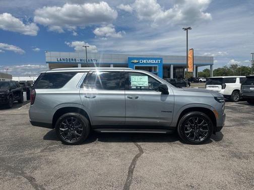 2025 Chevrolet Tahoe LS