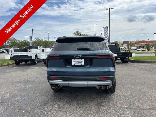 Lakeshore Blue Metallic 2026 Chevrolet Traverse AWD Z71