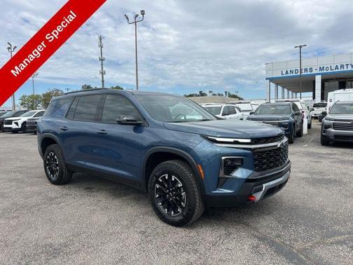 Lakeshore Blue Metallic 2026 Chevrolet Traverse AWD Z71