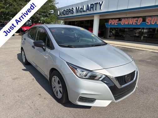 Brilliant Silver Metallic 2020 Nissan Versa 1.6 S