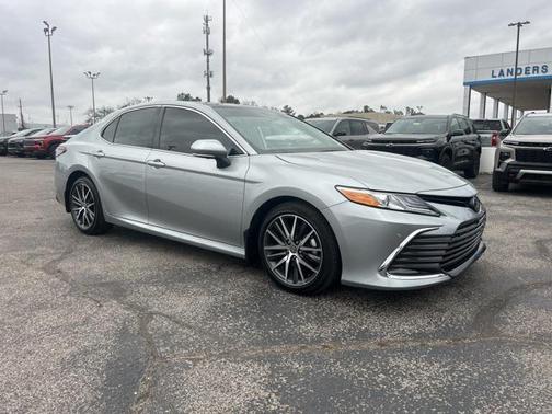 2024 Toyota Camry XLE