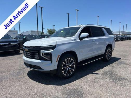 Polar White Tricoat 2026 Chevrolet Tahoe 4WD High Country