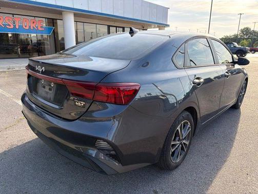 Gravity Gray 2024 Kia Forte LXS