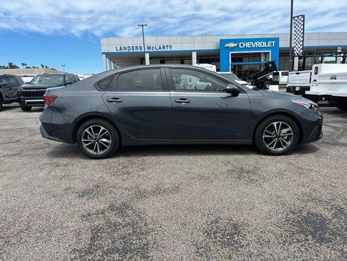Gravity Gray 2024 Kia Forte LXS