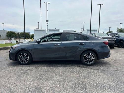 Gravity Gray 2024 Kia Forte LXS