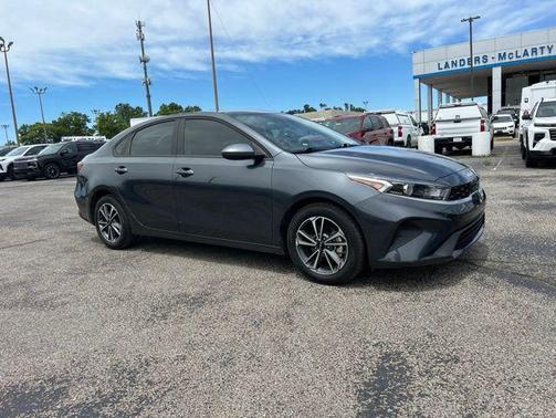 Gravity Gray 2024 Kia Forte LXS