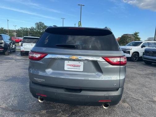 2021 Chevrolet Traverse LT Cloth