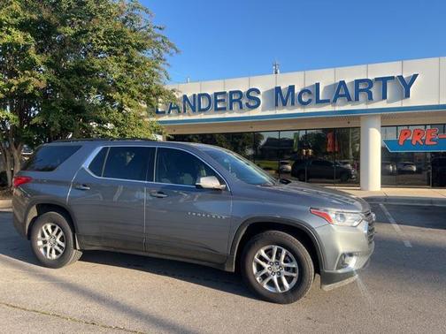 2021 Chevrolet Traverse LT Cloth
