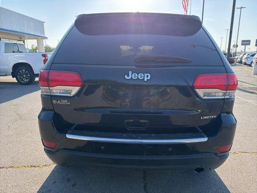 Diamond Black Crystal Pearlcoat 2018 Jeep Grand Cherokee Limited