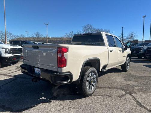 2026 Chevrolet Silverado 2500 Custom