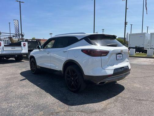 Iridescent Pearl Tricoat 2023 Chevrolet Blazer Premier