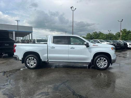 Polar White Tricoat 2026 Chevrolet Silverado 1500 LTZ