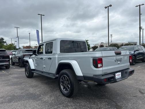 2023 Jeep Gladiator Overland