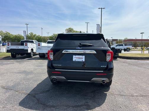 AGATE BLACK METALLIC 2022 Ford Explorer Limited
