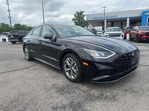 2022 Hyundai SONATA SEL