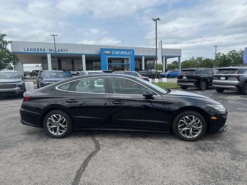 2022 Hyundai SONATA SEL