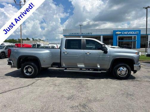 Sterling Gray Metallic 2025 Chevrolet Silverado 3500 LT
