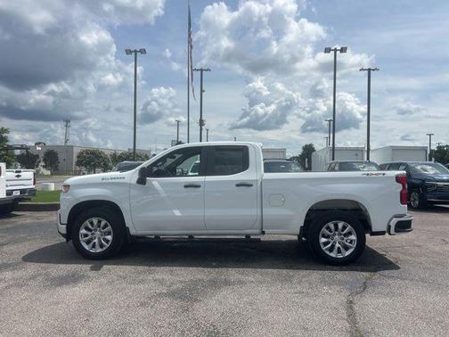 Summit White 2021 Chevrolet Silverado 1500 Custom