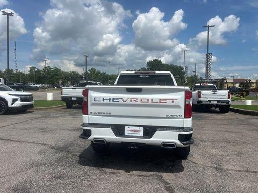 Summit White 2021 Chevrolet Silverado 1500 Custom