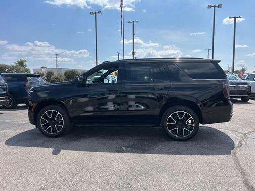 2025 Chevrolet Tahoe 4WD RST