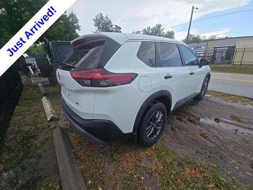 Glacier White 2023 Nissan Rogue S