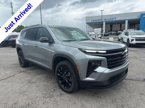 Sterling Gray Metallic 2026 Chevrolet Traverse LT